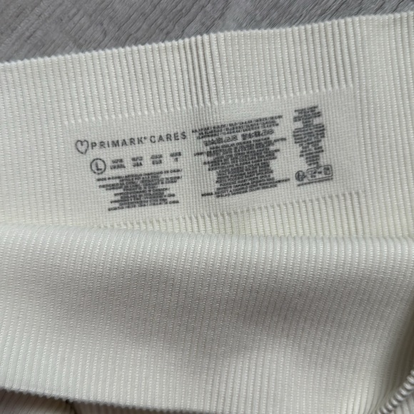 Primark Cream Ribbed Shorts - Picture 2 of 3